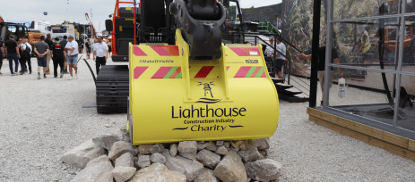 Earthmoving Equipment Manufacturer Donates to Lighthouse Construction Industry Charity